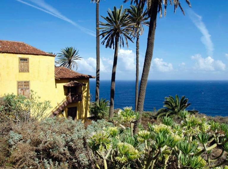 Villa In Protected Space In Front Of The Sea Лос-Реалехос Экстерьер фото